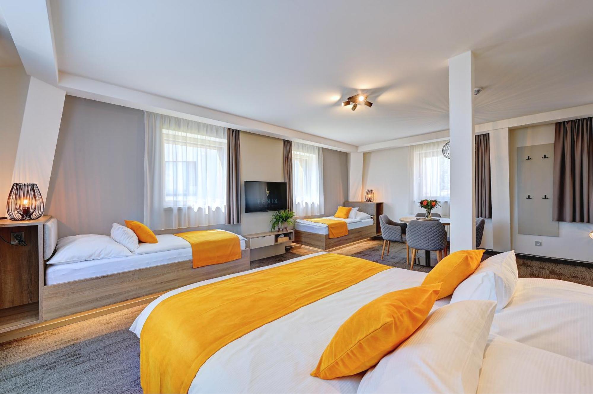 Wellness Hotel Fenix Либерц Экстерьер фото