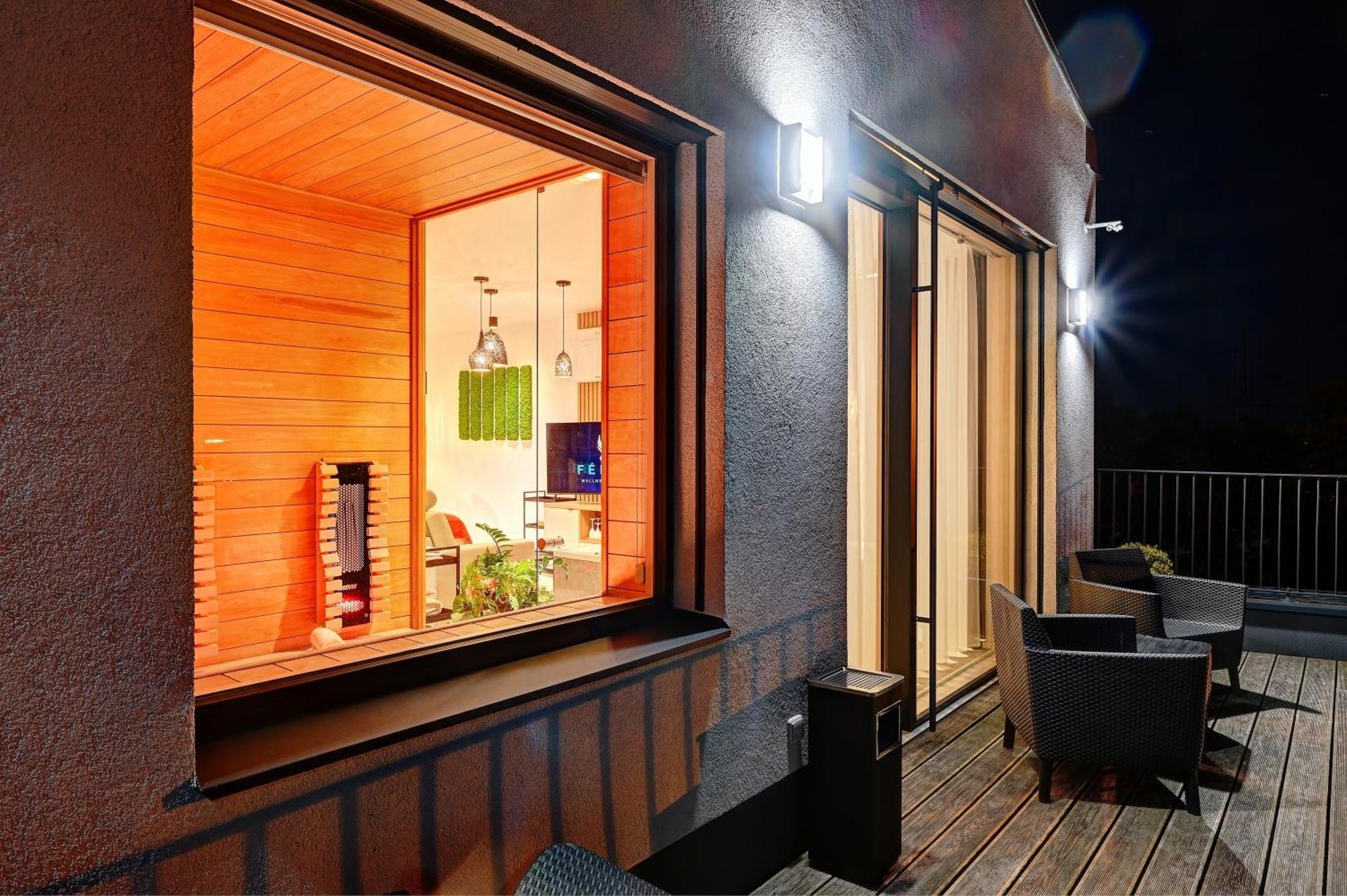 Wellness Hotel Fenix Либерц Экстерьер фото