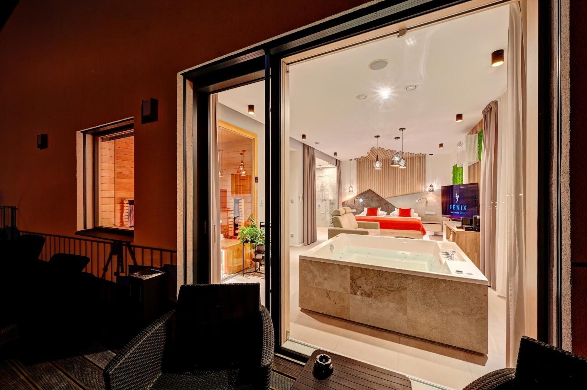 Wellness Hotel Fenix Либерц Экстерьер фото